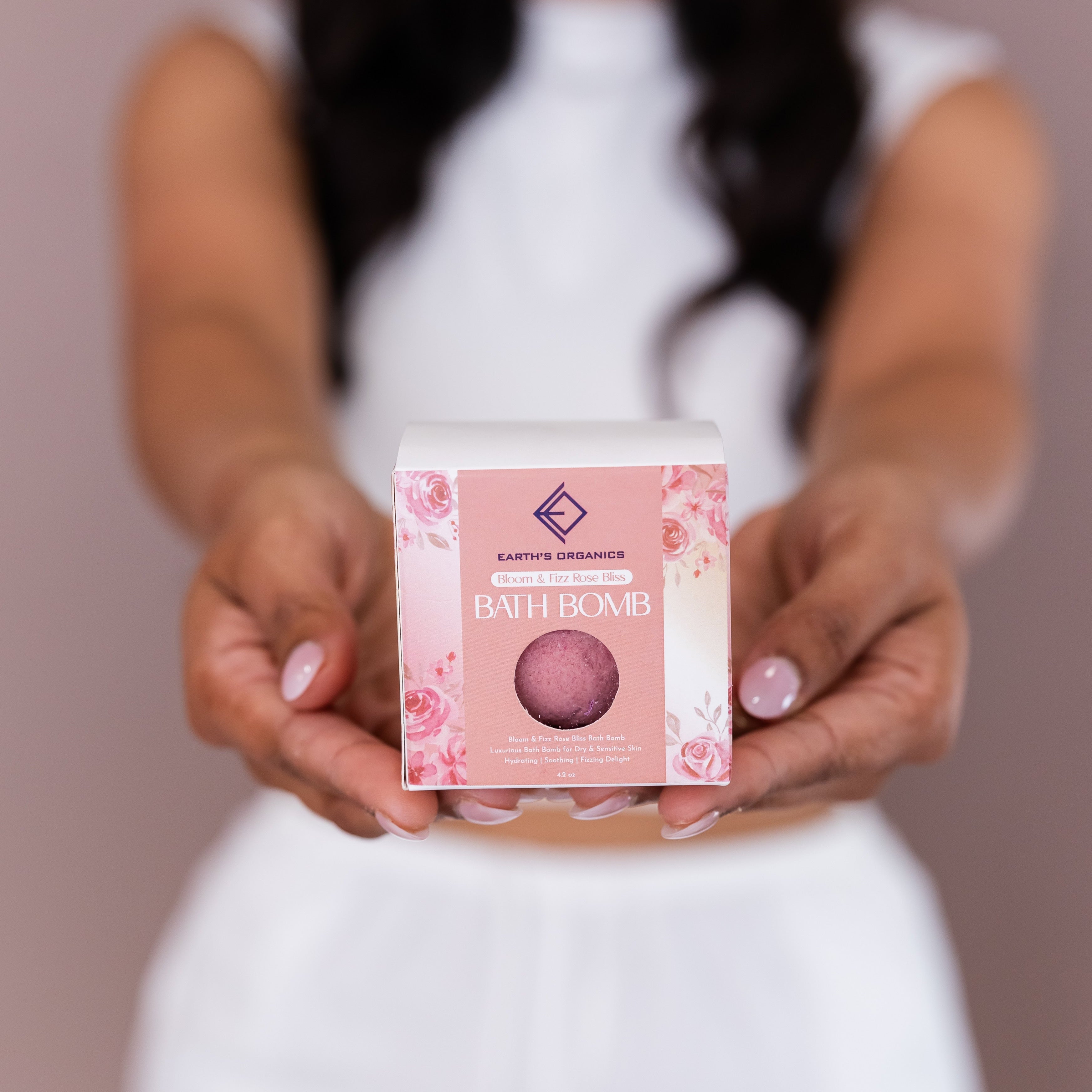 Rose Bliss Bath Bomb – Floral Soak for Soothed, Soft Skin