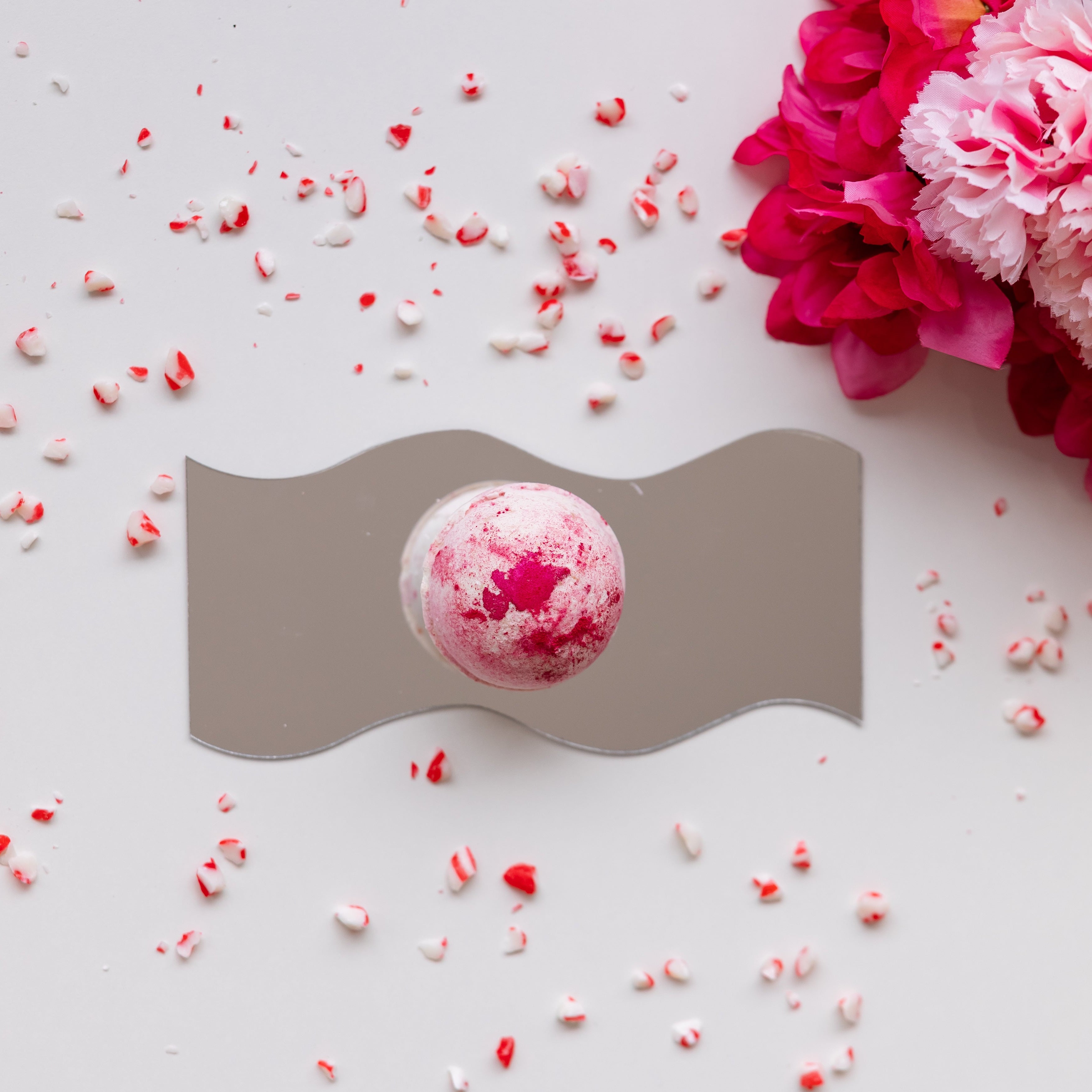 Chill & Soothe Peppermint & Cocoa Butter Bath Bomb